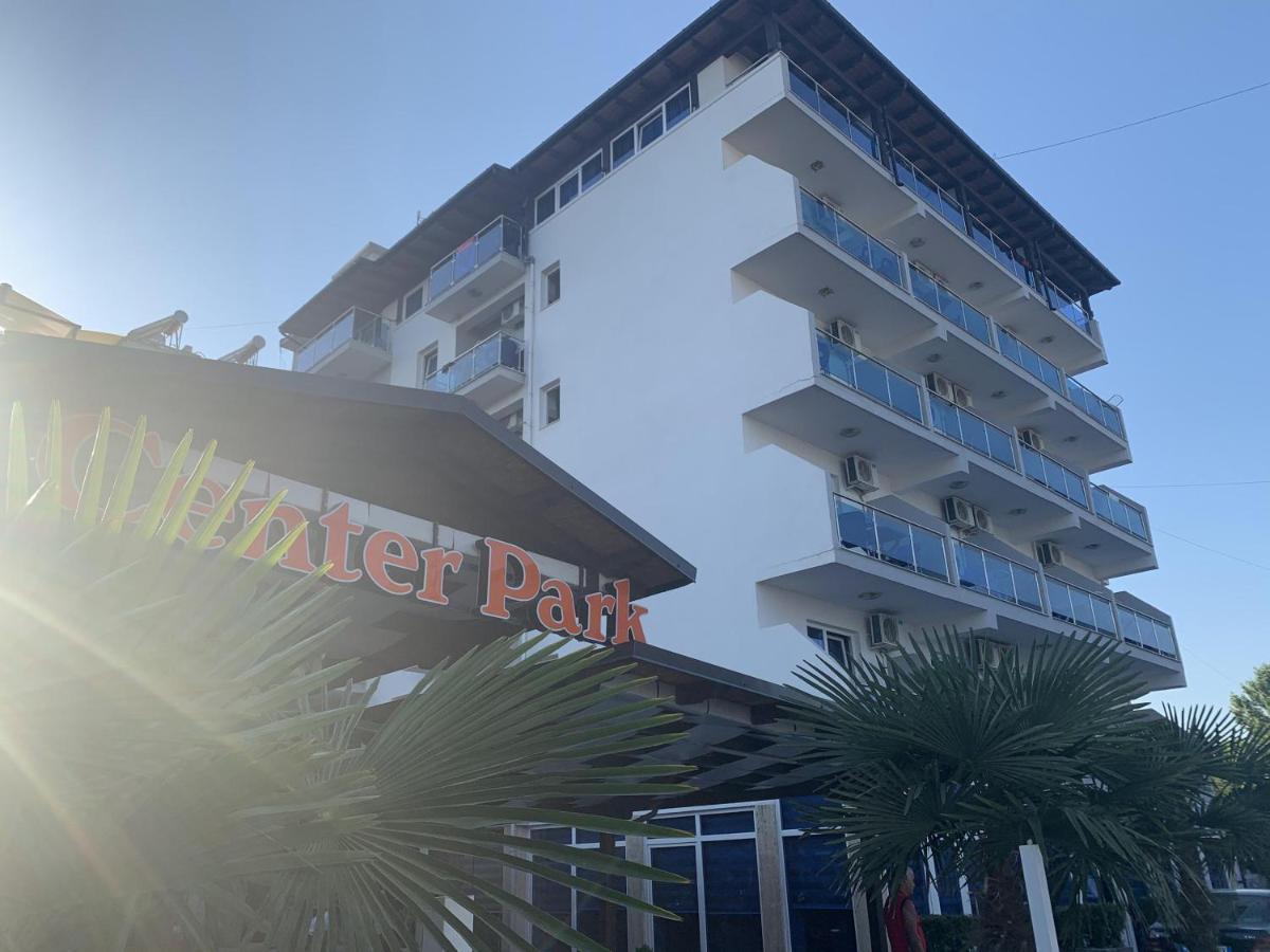 Center Park Hotel Velipoje Exterior photo